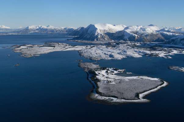 Midsund